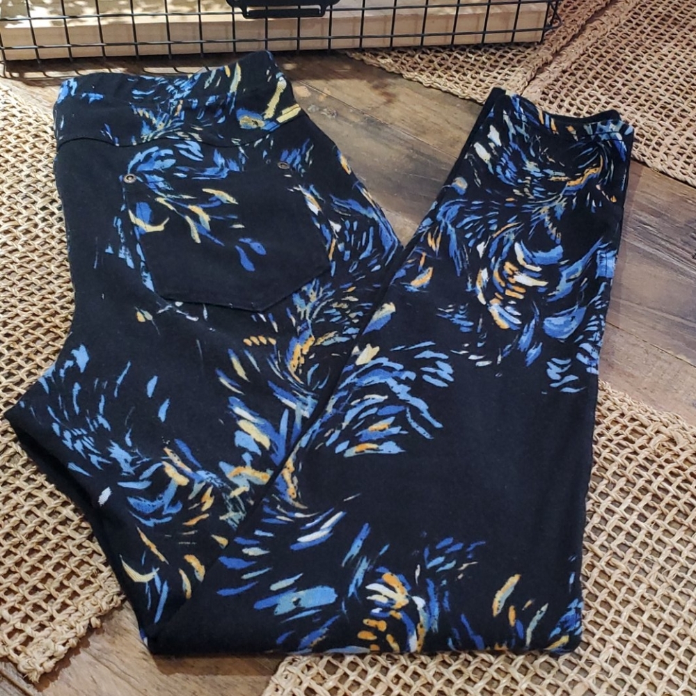 Lildy floral jeggings size L/XL